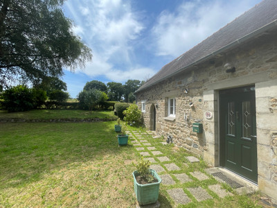 French property for sale in Ploumagoar, Côtes-d'Armor - €141,700 - photo 2