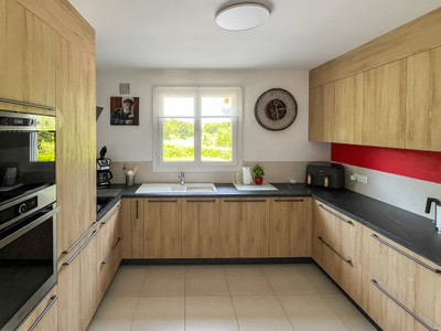 French property for sale in Saint-Pierre-d'Exideuil, Vienne - €329,500 - photo 4