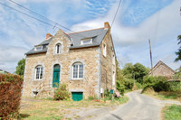 French property, houses and homes for sale in La Chèze Côtes-d'Armor Brittany