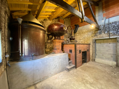 French property for sale in Condéon, Charente - €392,200 - photo 7