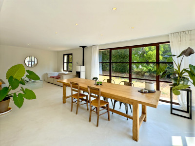 French property for sale in Paradou, Bouches-du-Rhône - €720,000 - photo 2