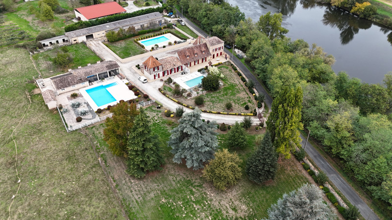 French property for sale in Gardonne, Dordogne - €1,588,000 - photo 1