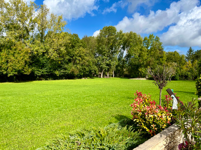 French property for sale in Pérignac, Charente-Maritime - €525,000 - photo 9