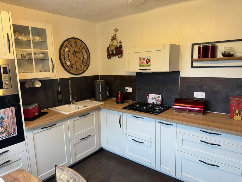 French property for sale in Saint-Martin-des-Prés, Côtes-d'Armor - €161,320 - photo 5