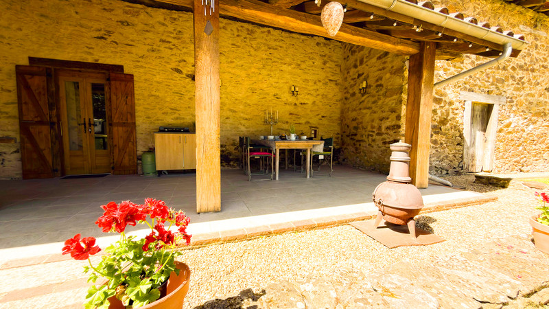 French property for sale in Châlus, Haute-Vienne - €246,100 - photo 7