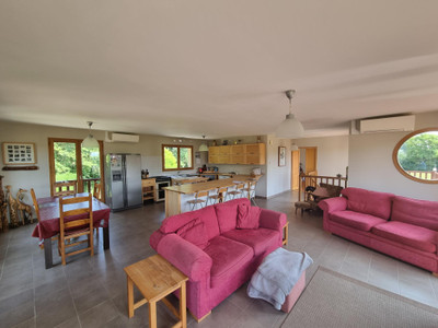 French property for sale in Ruillé-Froid-Fonds, Mayenne - €558,500 - photo 5