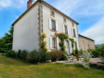Maison à vendre à Saint-Dizier-Masbaraud, Creuse, Limousin, avec Leggett Immobilier