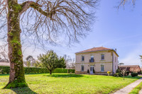 Terrace for sale in Marcheprime Gironde Aquitaine