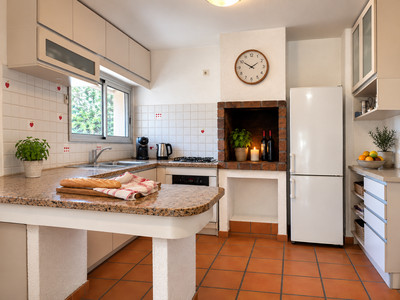 French property for sale in Narbonne, Aude - €490,000 - photo 5