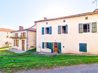 Maison à vendre à Chatain, Vienne - 77.000 € - photo 1