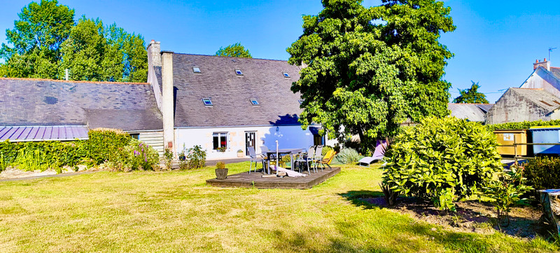 French property for sale in Loguivy-Plougras, Côtes-d'Armor - €389,000 - photo 0