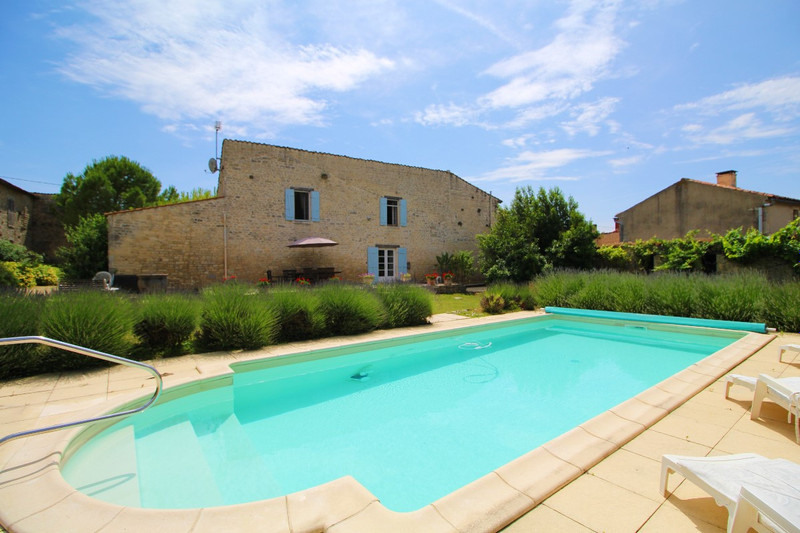 French property for sale in Fontaine-Chalendray, Charente-Maritime - €318,000 - photo 6