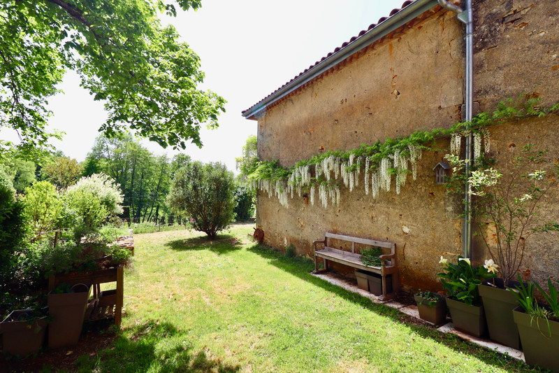 French property for sale in Yvrac-et-Malleyrand, Charente - €177,000 - photo 4