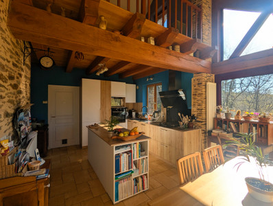 French property for sale in Jumilhac-le-Grand, Dordogne - €335,000 - photo 2