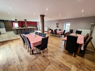 French property for sale in Désertines, Mayenne - €620,000 - photo 1