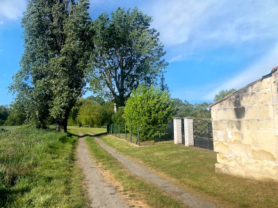 French property for sale in Raslay, Vienne - €235,400 - photo 13