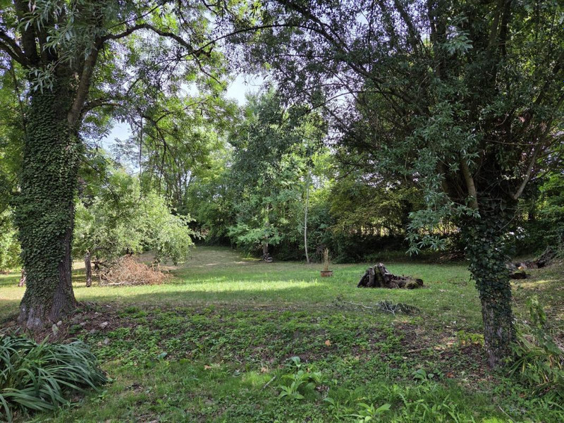 French property for sale in Monteignet-sur-l'Andelot, Allier - €360,000 - photo 5