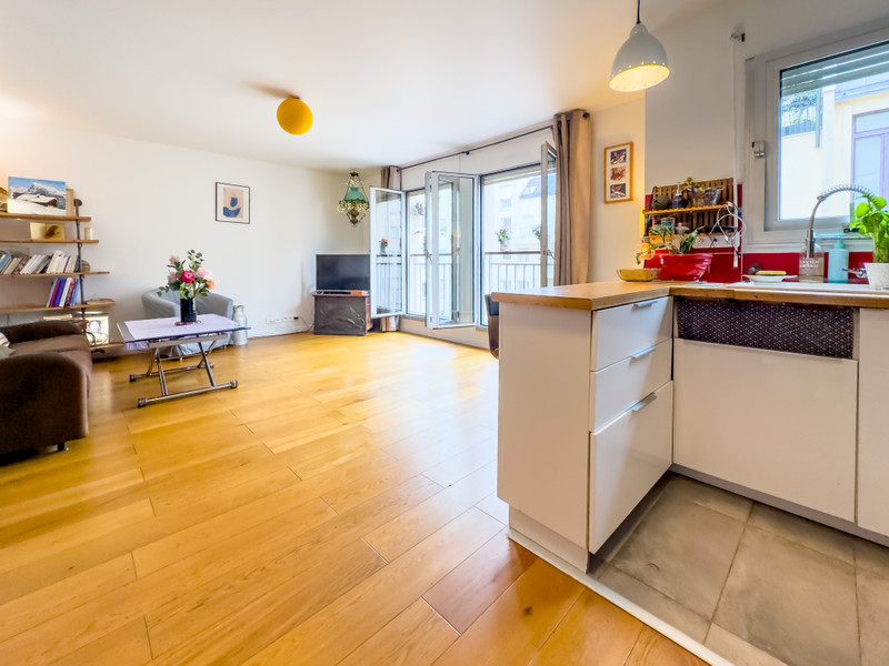 French property for sale in Paris 3e Arrondissement, Paris - €660,000 - photo 9