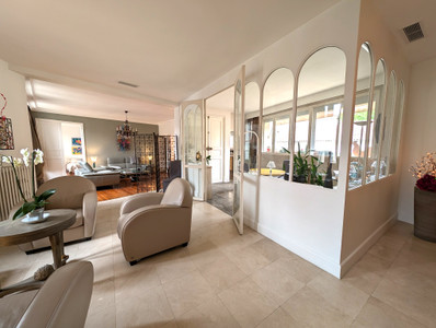 French property for sale in Avignon, Vaucluse - €580,000 - photo 1