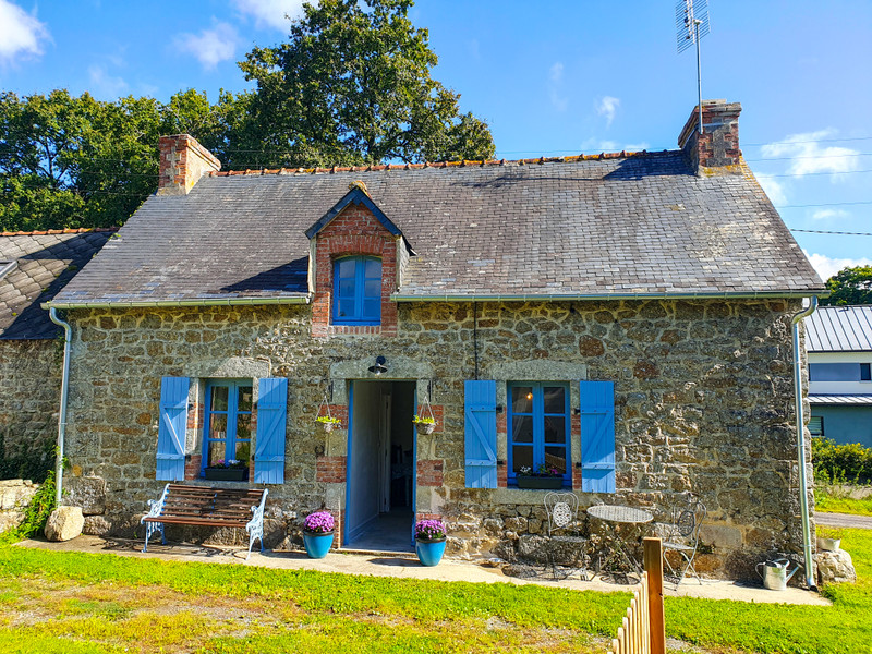 French property for sale in Glomel, Côtes-d'Armor - €67,500 - photo 7