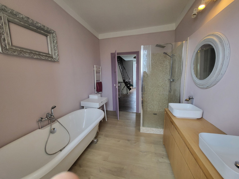 French property for sale in Secondigny, Deux-Sèvres - €189,000 - photo 4