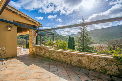 French property for sale in Vauvenargues, Bouches-du-Rhône - €1,300,000 - photo 8