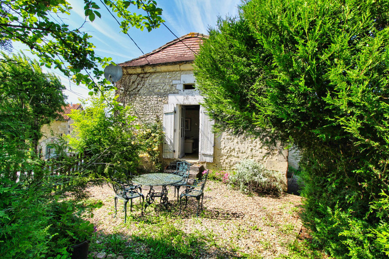 French property for sale in Verteillac, Dordogne - €399,000 - photo 5