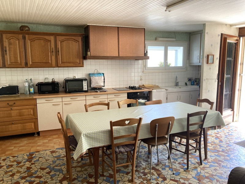 French property for sale in Saint-Martin-l'Ars, Vienne - €189,000 - photo 3