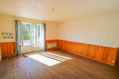 French property for sale in Bussière-Poitevine, Haute-Vienne - €60,000 - photo 1