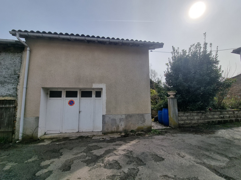 French property for sale in Chassenon, Charente - €77,000 - photo 4