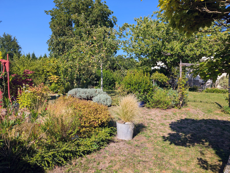 French property for sale in Nogent-le-Bernard, Sarthe - €240,000 - photo 1