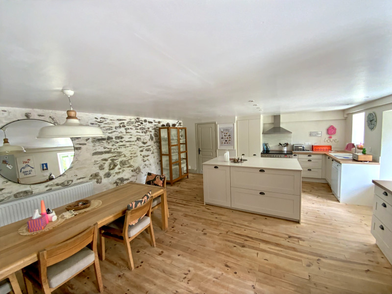 French property for sale in Saint-Gilles-Vieux-Marché, Côtes-d'Armor - €349,800 - photo 1