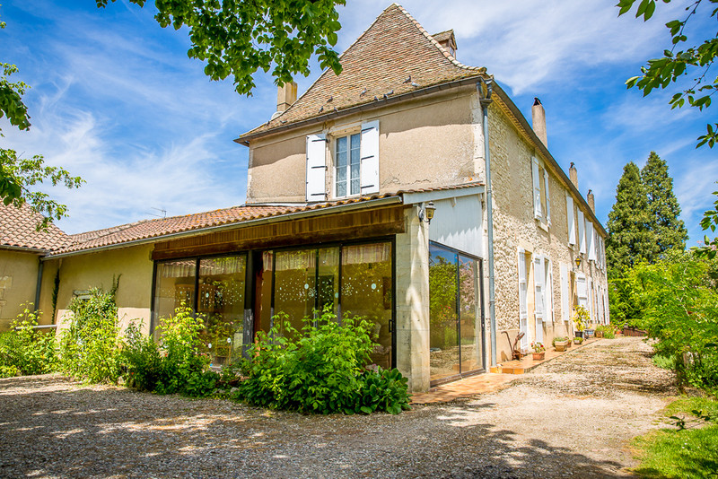 House for sale in Villeréal LotetGaronne Prestigious maison de