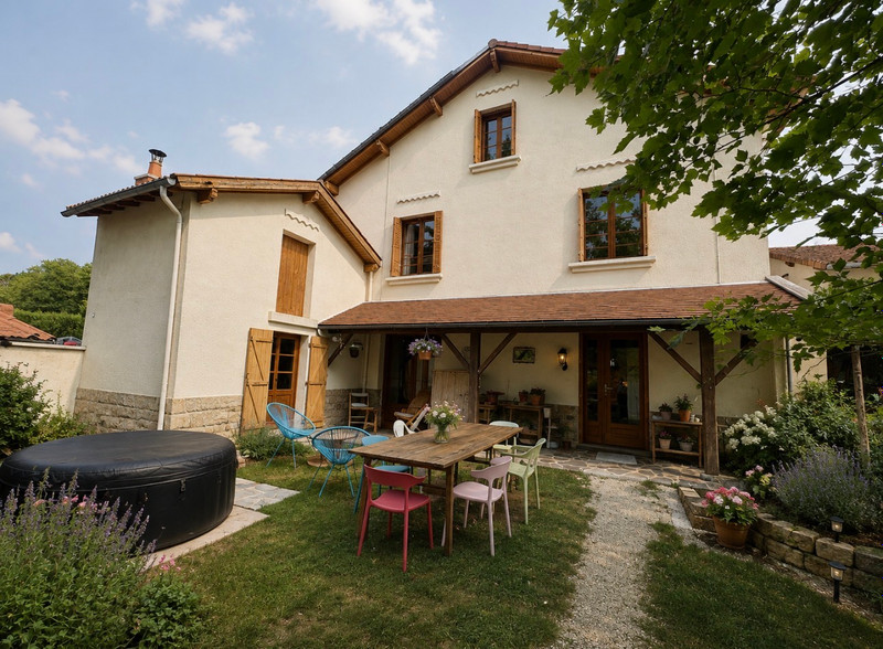 French property for sale in Cussac, Haute-Vienne - €189,000 - photo 0
