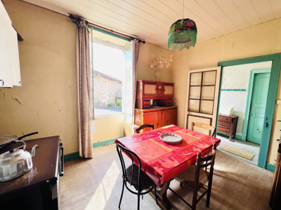 French property for sale in Saint-Santin-de-Maurs, Cantal - €149,000 - photo 1