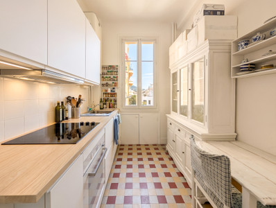 French property for sale in Nice, Alpes-Maritimes - €470,000 - photo 2