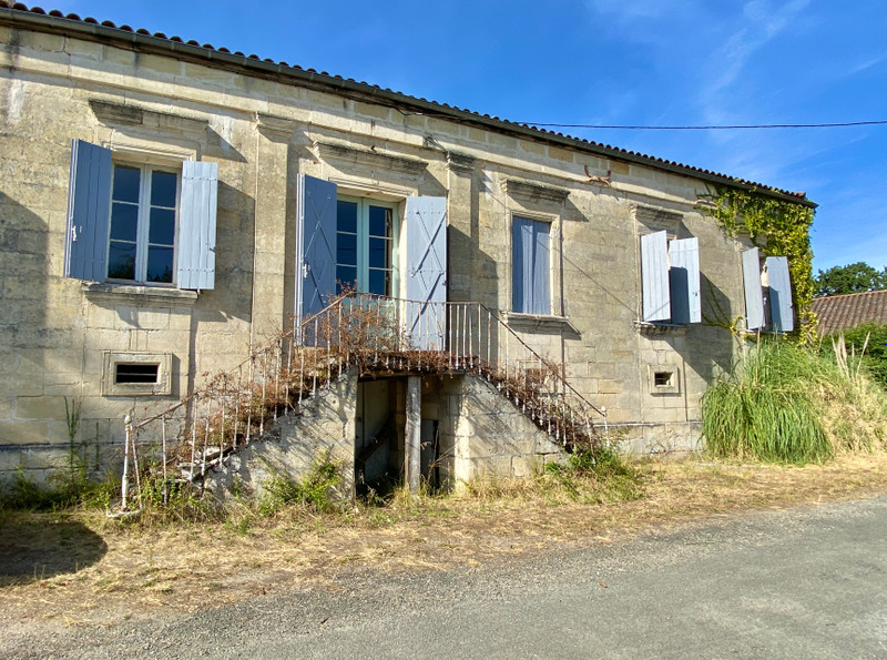 French property for sale in Gours, Gironde - €427,350 - photo 6