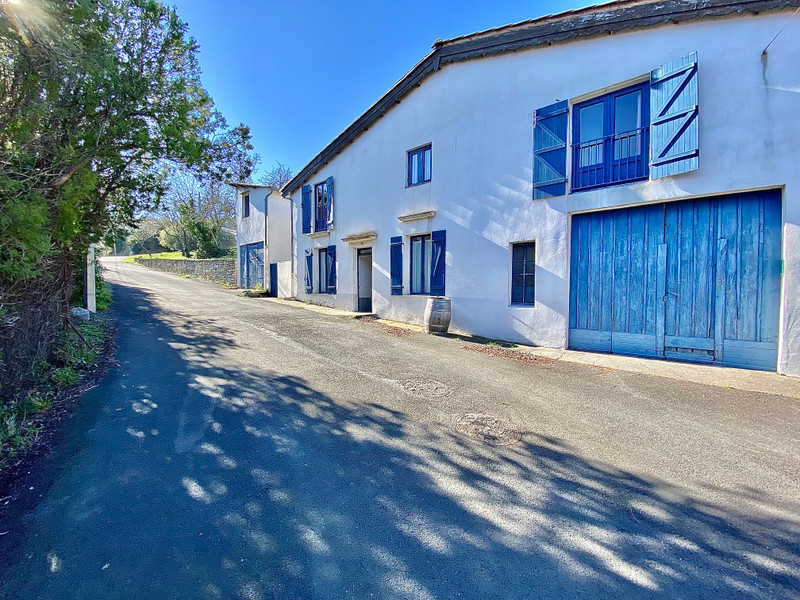 Maison à vendre à Cascastel-des-Corbières, Aude - 340.000 € - photo 1