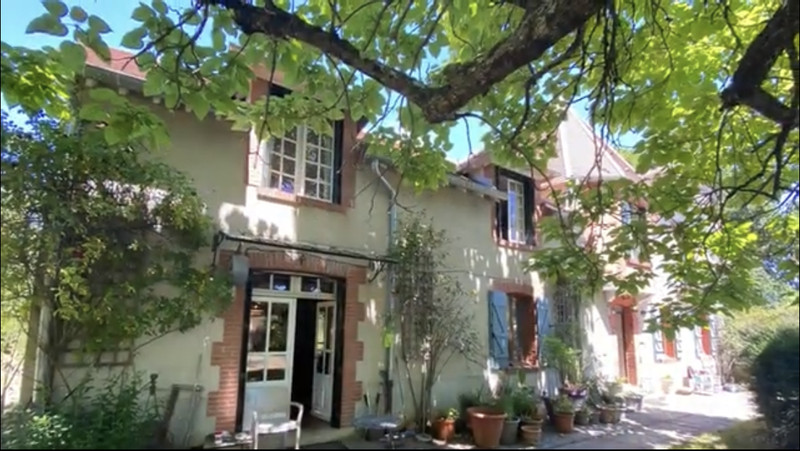 French property for sale in Cromac, Haute-Vienne - €274,900 - photo 0