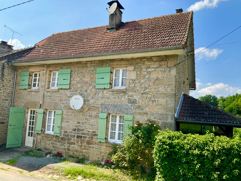 Maison à vendre à La Pouge, Creuse - 93.500 € - photo 1