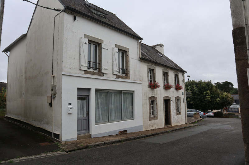 French property for sale in Landeleau, Finistère - photo 2