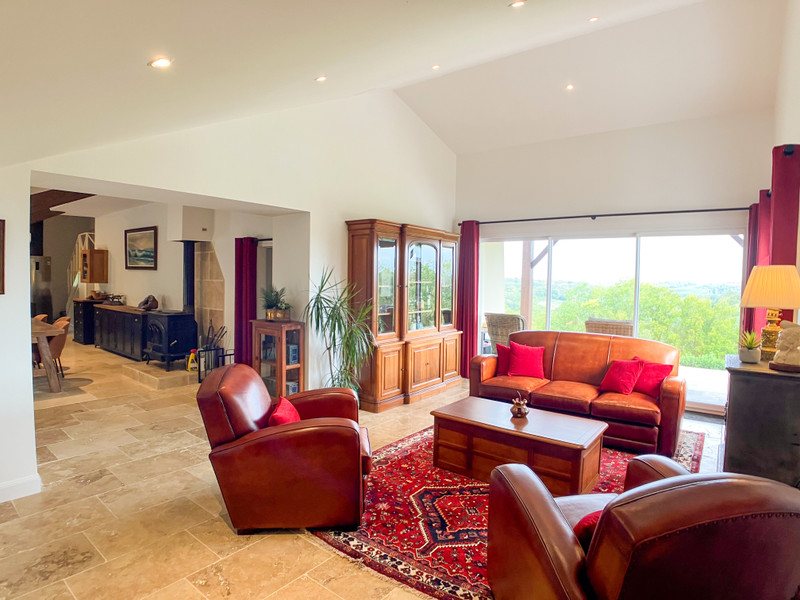 French property for sale in Sainte-Maure-de-Peyriac, Lot-et-Garonne - €455,800 - photo 3