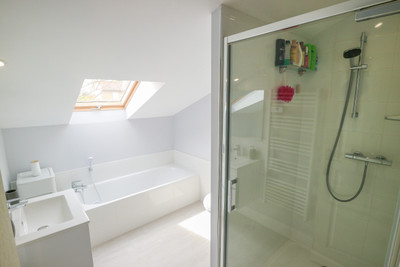 French property for sale in Montmorillon, Vienne - €264,290 - photo 9