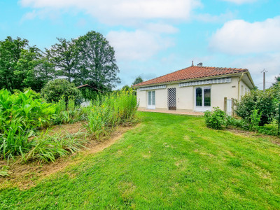 Maison à vendre à Exideuil-sur-Vienne, Charente, Poitou-Charentes, avec Leggett Immobilier