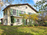 Maison à vendre à Alloue, Charente - 246.100 € - photo 1