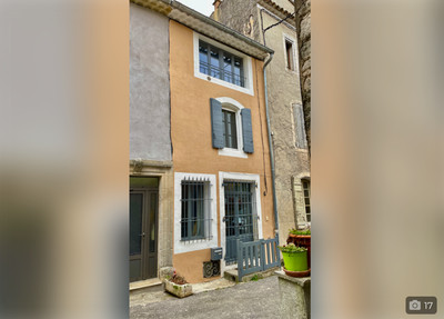 Maison à vendre à Céreste, Alpes-de-Haute-Provence, PACA, avec Leggett Immobilier