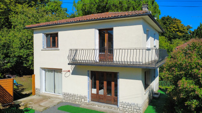 French property for sale in Ruffec, Charente - €149,950 - photo 14