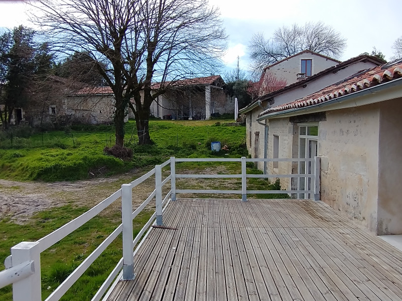 French property for sale in Ronsenac, Charente - €328,600 - photo 2