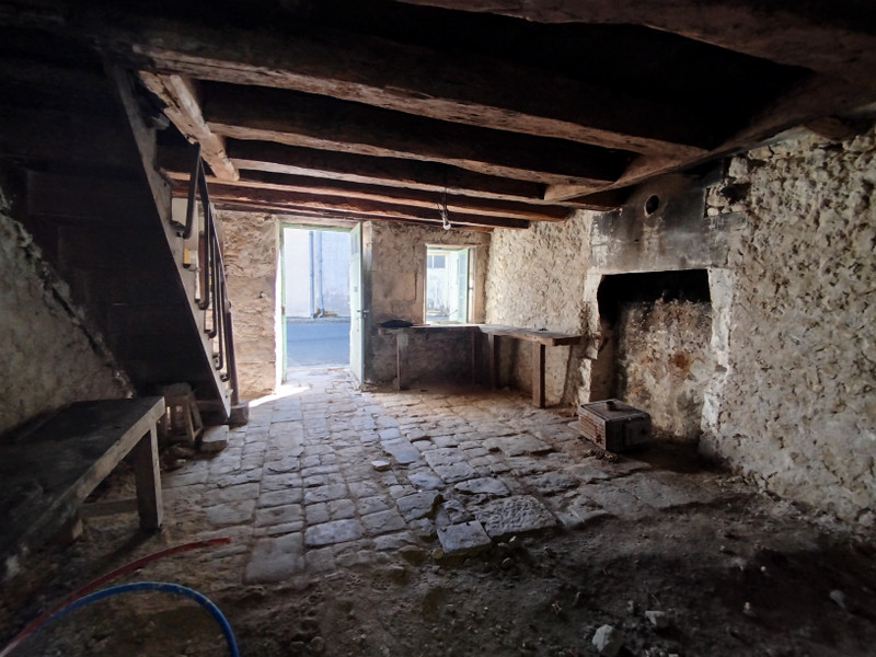 French property for sale in Saint-Martial-Viveyrol, Dordogne - €51,600 - photo 5