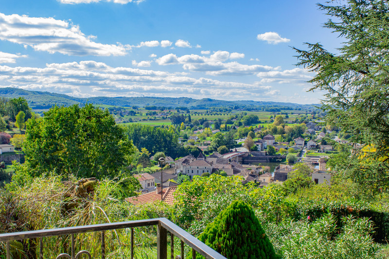 French property for sale in Puy-l'Évêque, Lot - €356,000 - photo 3